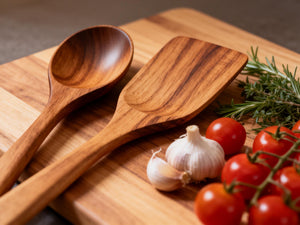 Wooden vs. Silicone Kitchen Utensils: The Definitive Guide for the Modern Cook